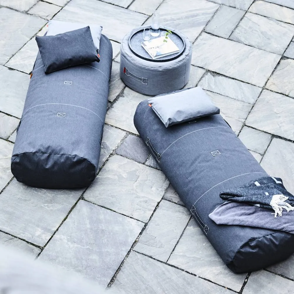Outdoor Daybed with Weatherproof Design - Grey