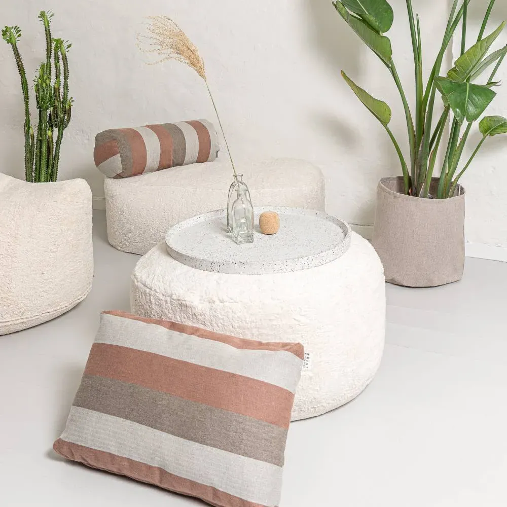 Round Pouf with Handle - Teddy Fabric image
