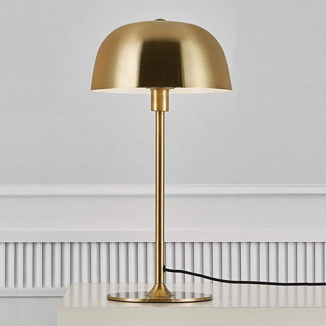 Round Table Lamp - Brass