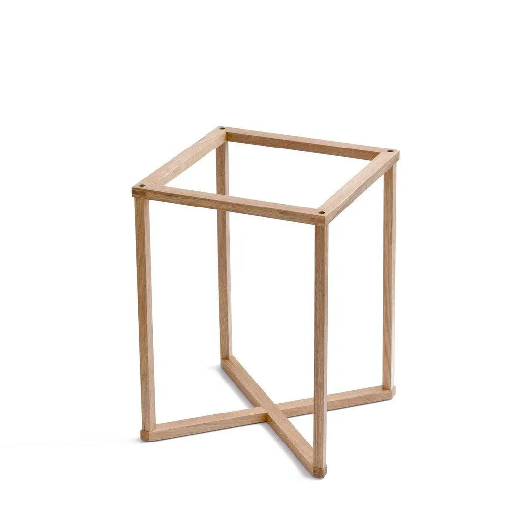 Round Tray Table with Cable Slot - Natural Oak