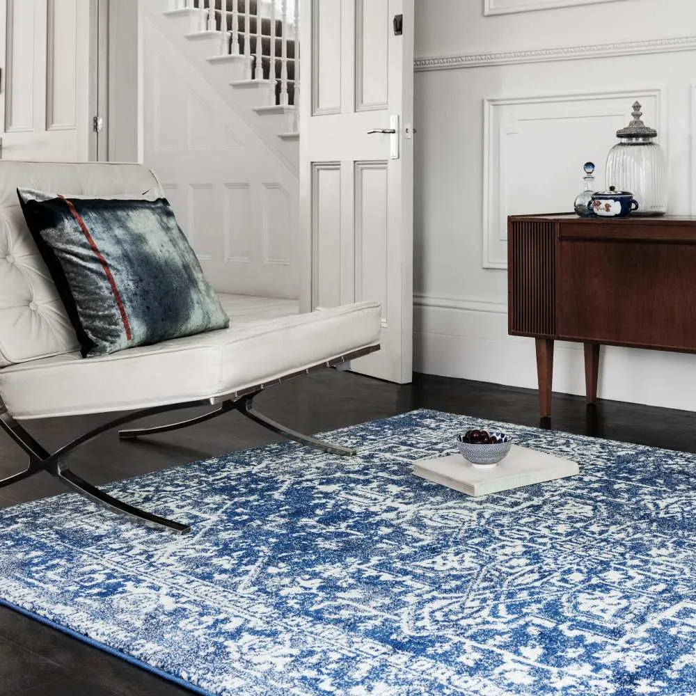 Small Persian Style Rug - Navy image