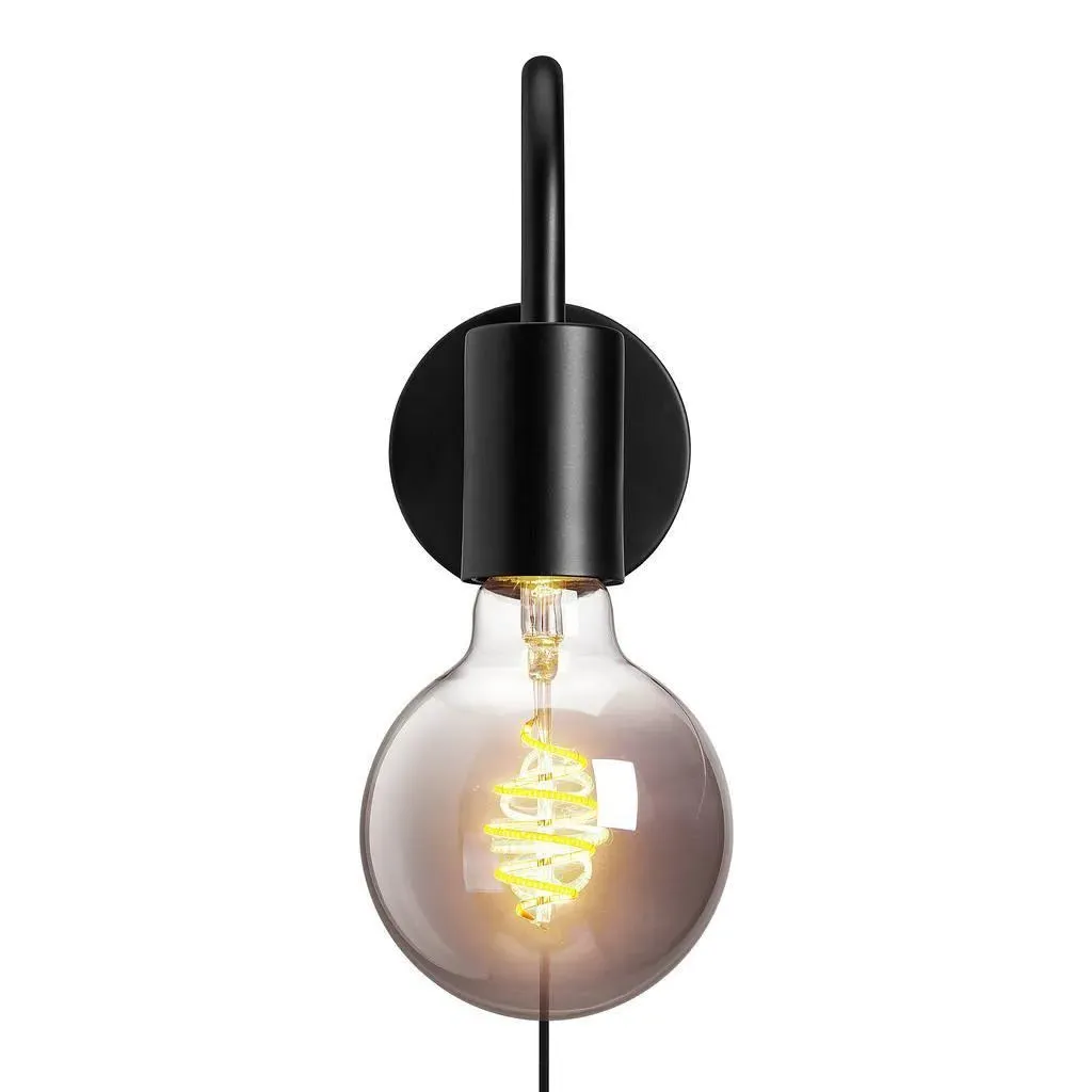 Wall Light with Industrial Design - Black, Metal