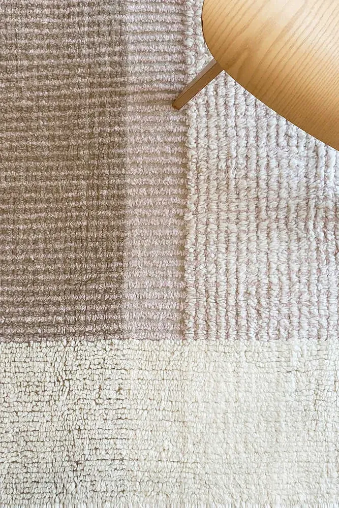 Kaia Rose Wool Area Rug - Dusty Rose