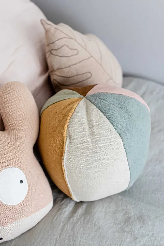 Lorena Canals Ball Cushion - 1' Diameter