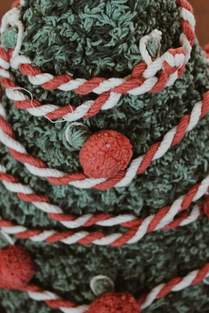 Lorena Canals DIY Christmas Tree 7" x 8" - Green