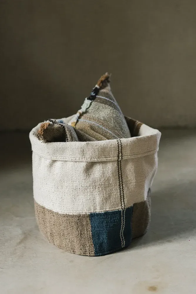 Lorena Canals Handloom Basket Nopal - Natural