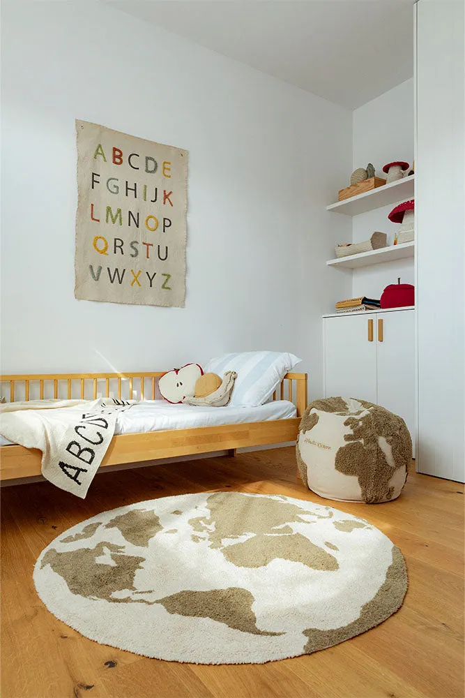 Rugcycled Round Washable Rug - World Map