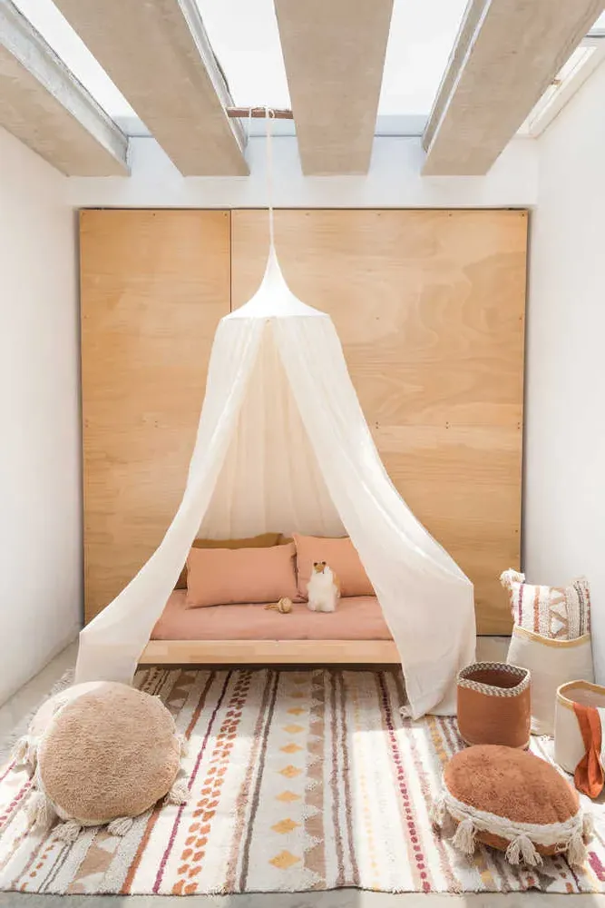 Sistan Washable Area Rug 4'7" x 6'7" - Multi-Color