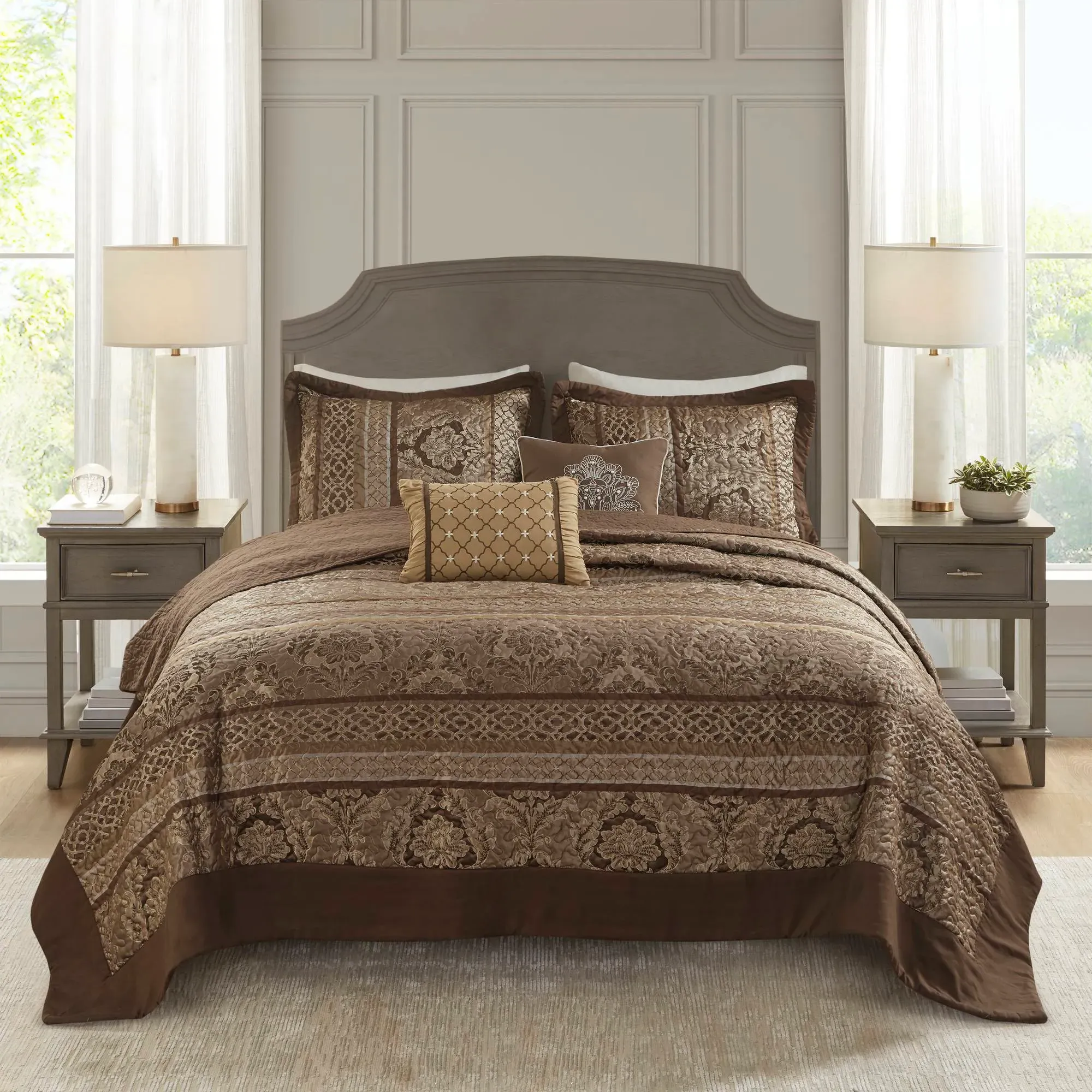 Bellagio 5-Piece Reversible Bedspread Set - Jacquard product