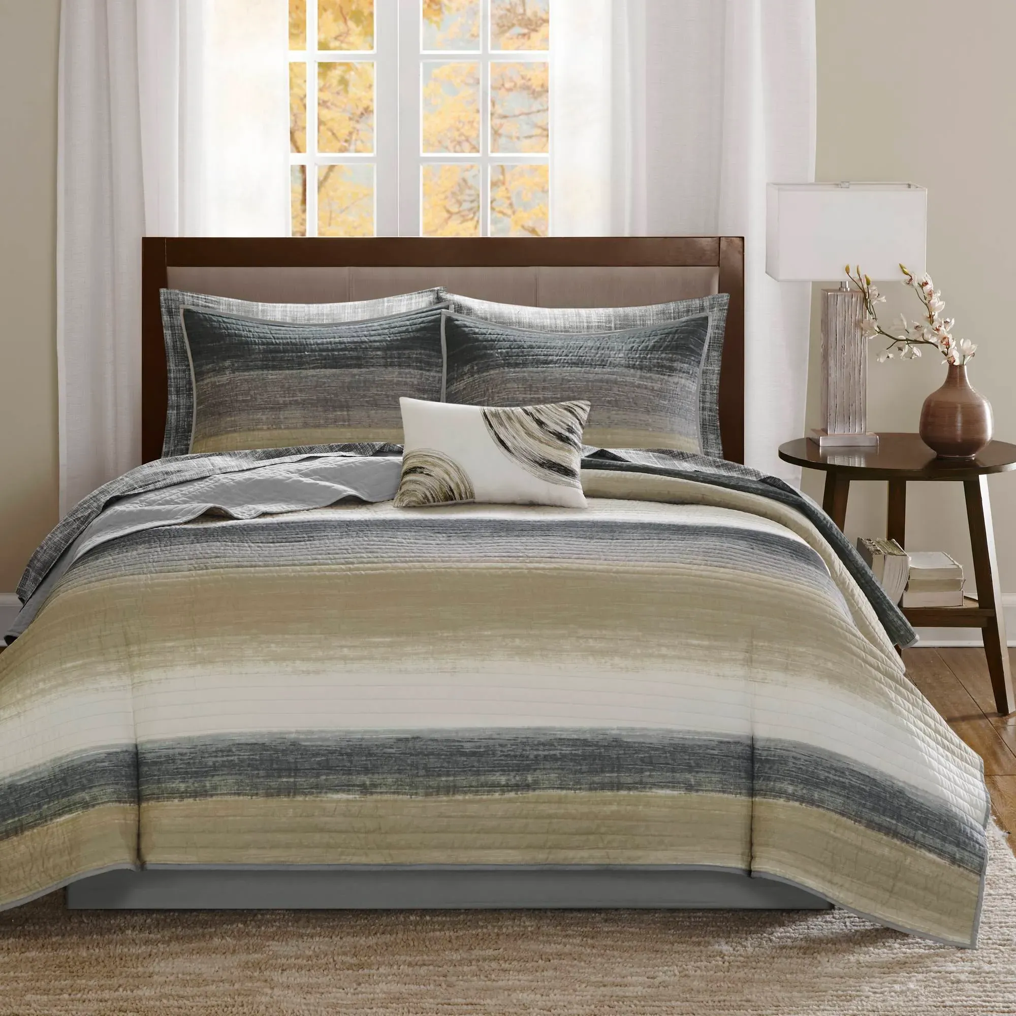 Saben 8-Piece Reversible Quilt Set with Cotton Bed Sheets product