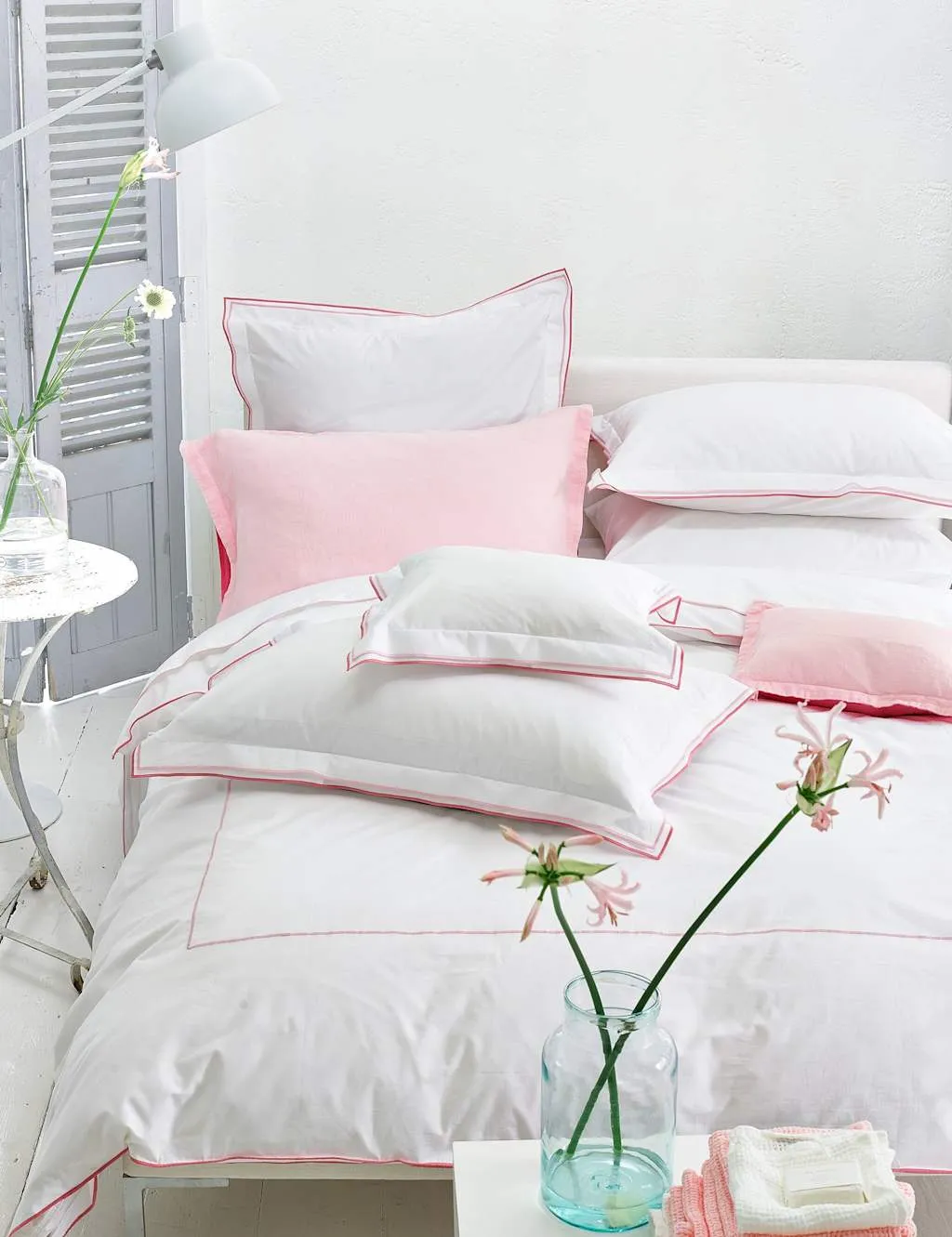 Astor Bedding Set - Light Pink Mix, Pure Cotton product