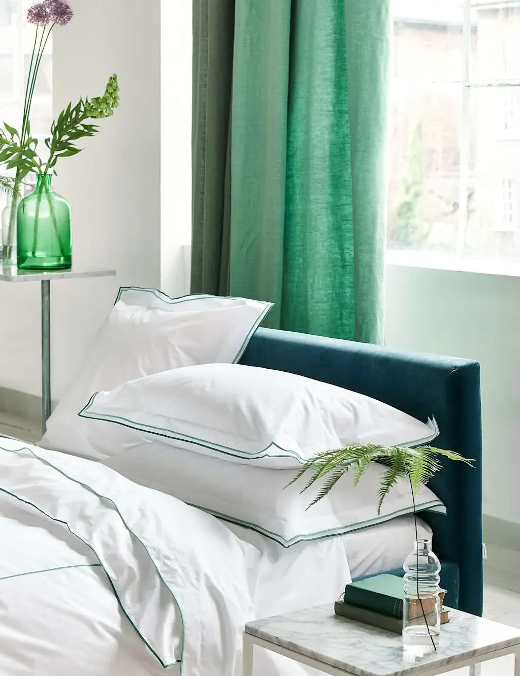 Astor Bedding Set - White Mix, Pure Cotton product