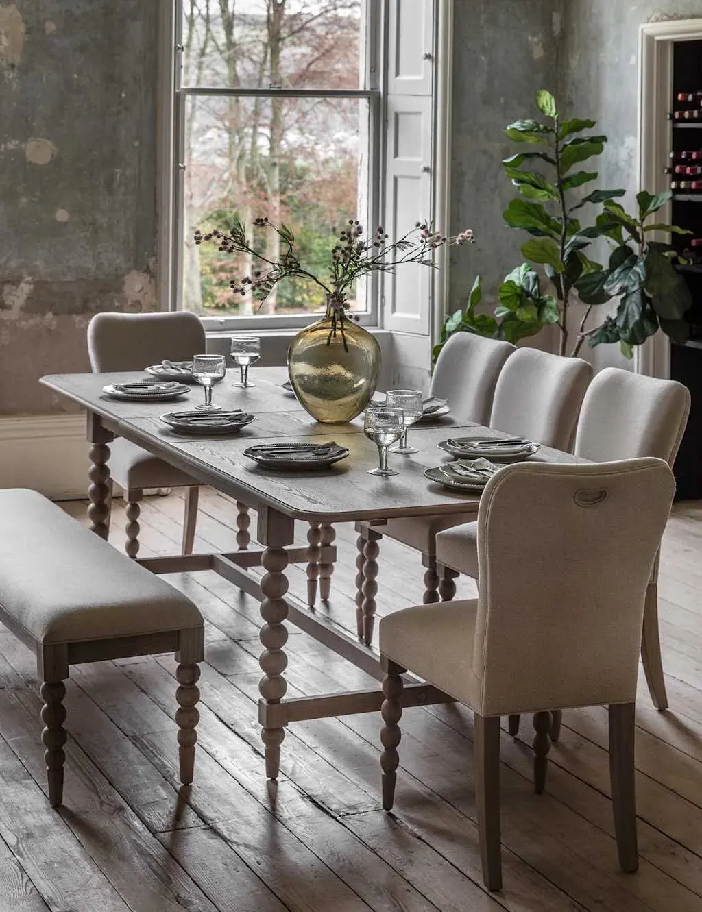 Artisan Extendable Rectangle Dining Table - Natural, Oak product