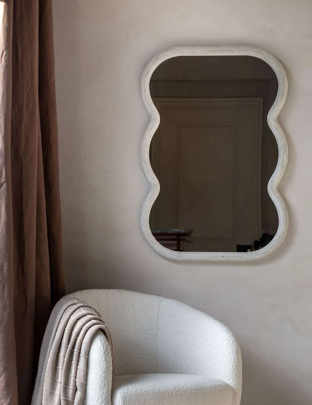Como Curved Rectangle Wall Mirror - White, Wood product