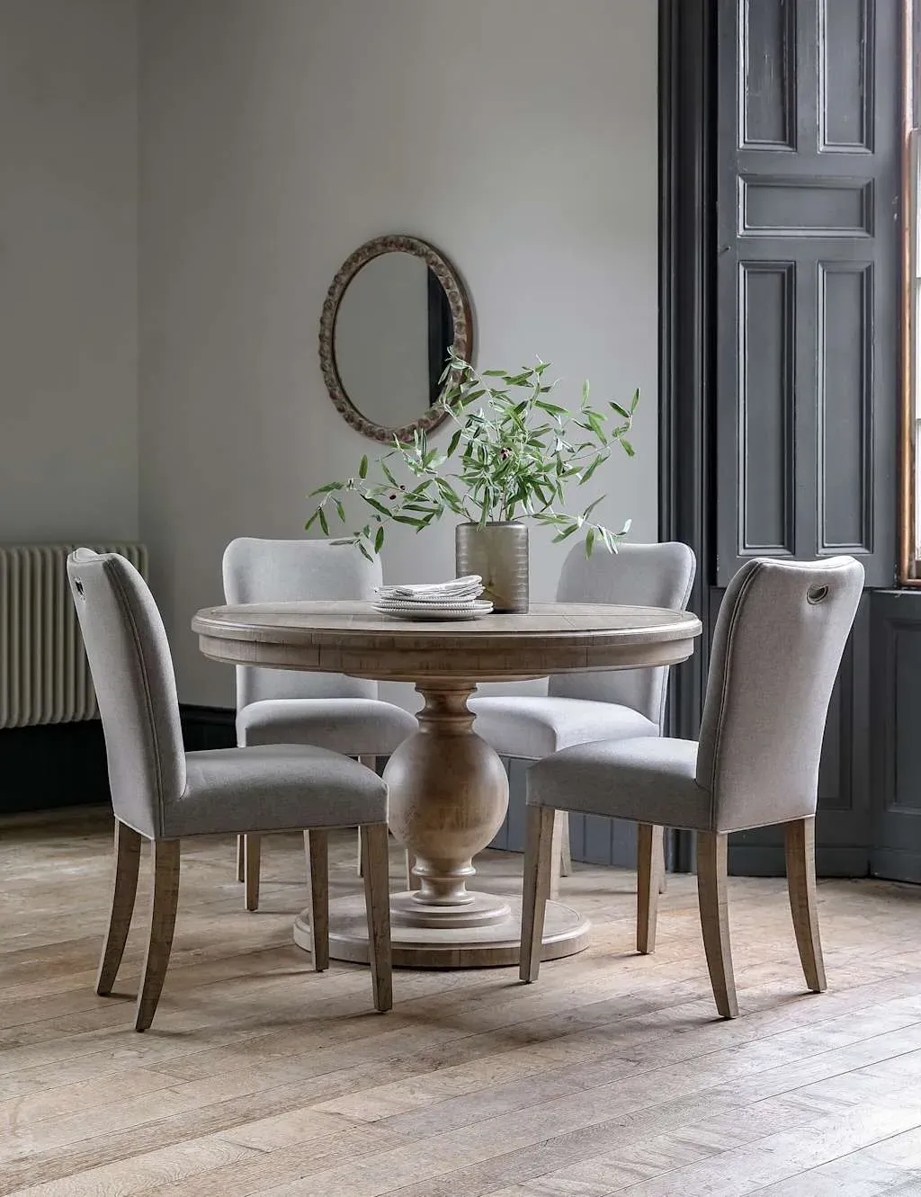 Vancouver Round Extendable Dining Table - Natural, Pine product