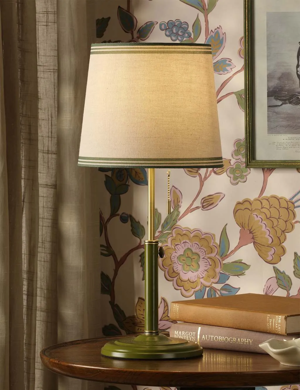 Upton Metal Table Lamp with Rise-and-Fall Stand - Green product