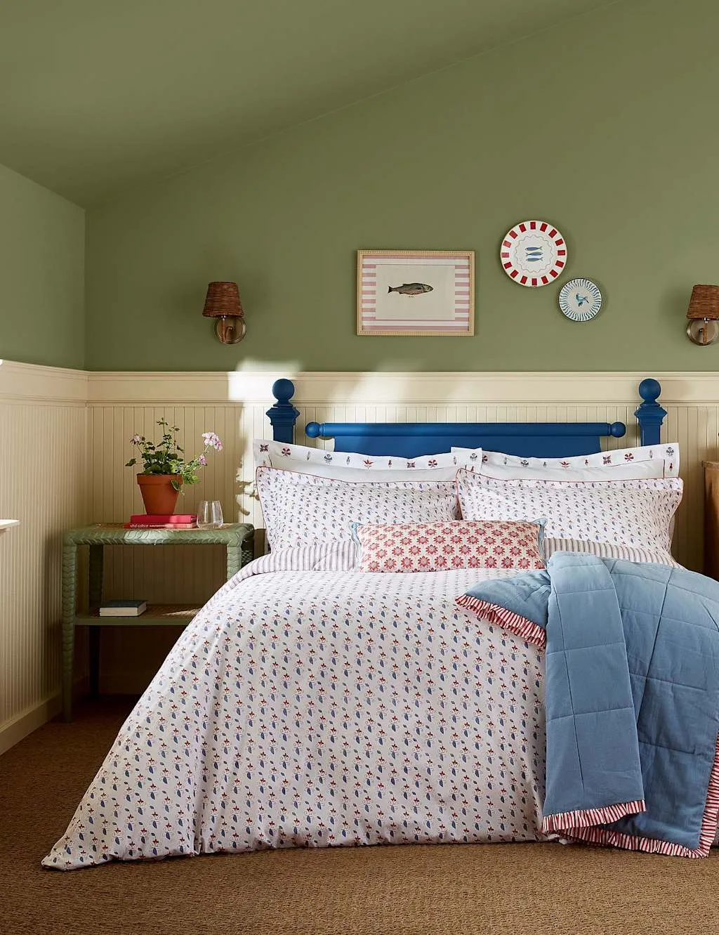 Vanessa Bedding Set - White Mix, Pure Cotton product