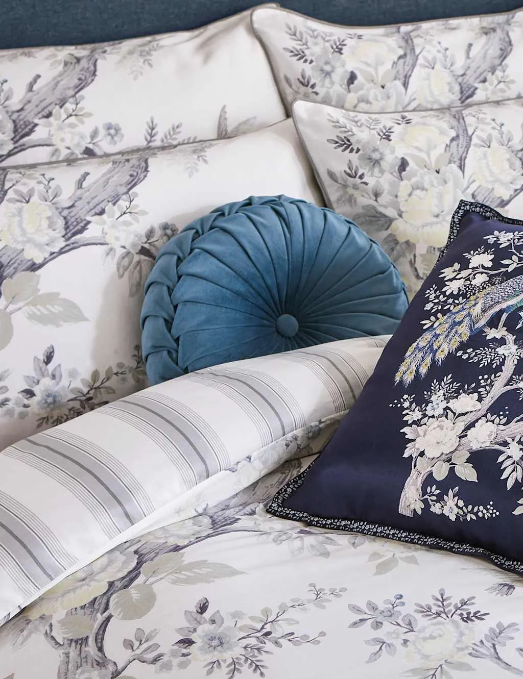 Belvedere 2 Pack Pillowcases Piped Edge - White Mix, Cotton Sateen product