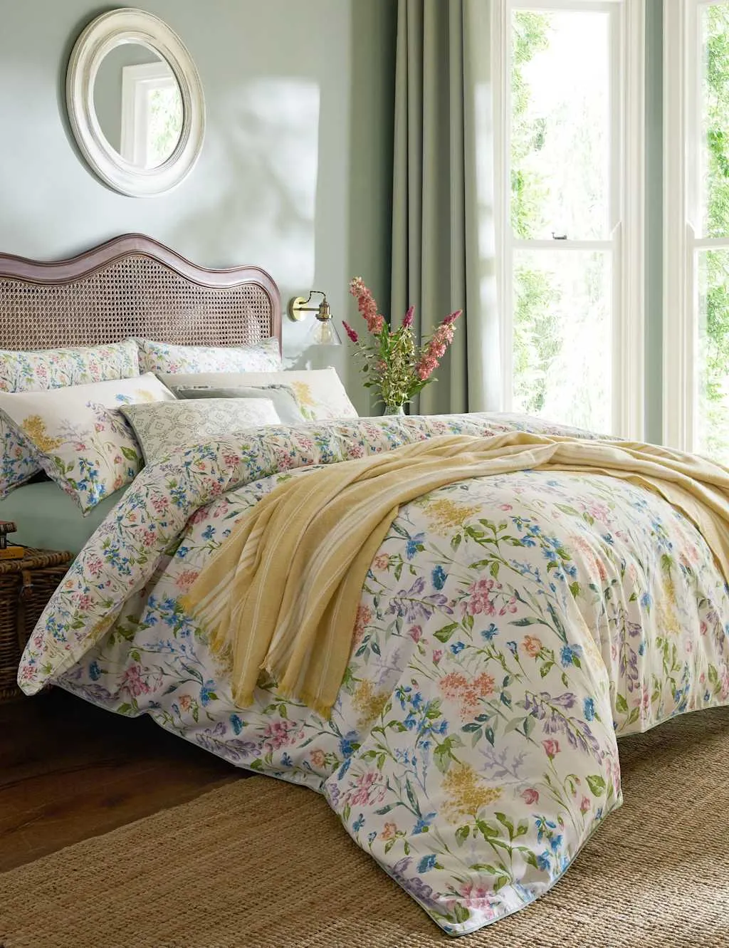 Elston Garden Bedding Set - Multi, Pure Cotton product
