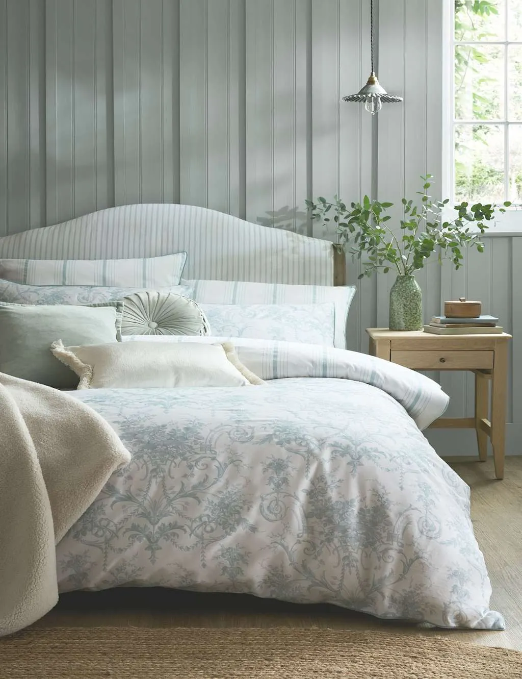 Tuileries Bedding Set - Blue Mix, Pure Cotton Sateen product