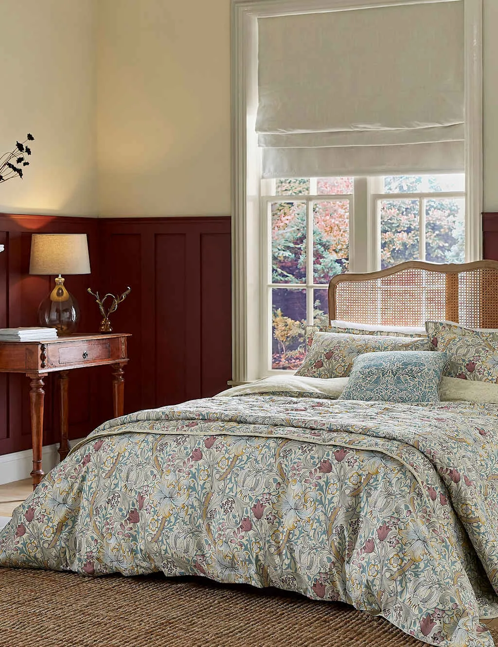 Golden Lily Pure Cotton Bedding Set - Multi product