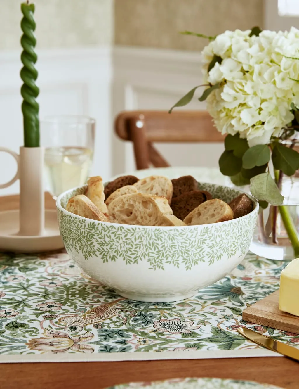 Morris & Co. Standen Serving Bowl - Green, Earthenware product