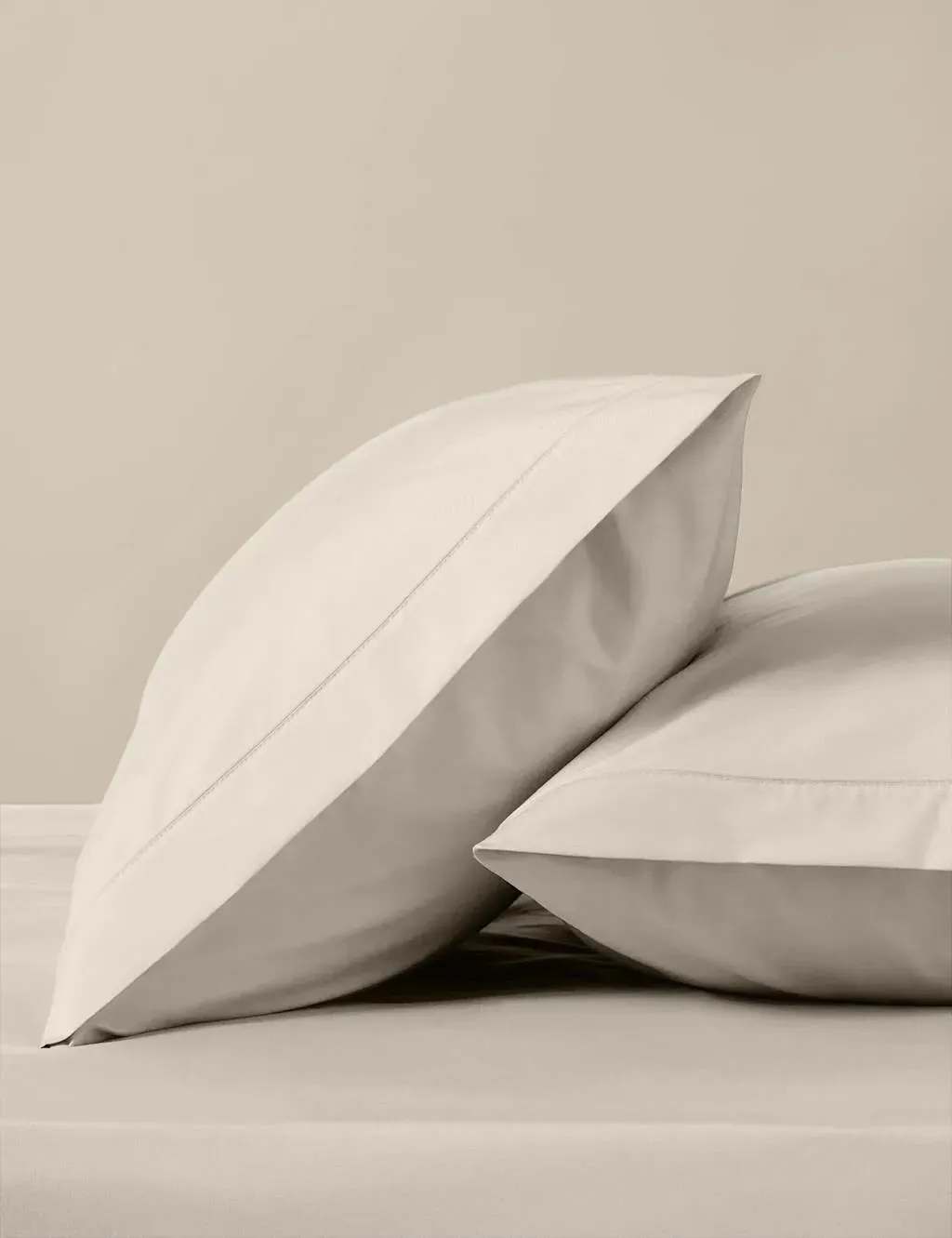 2 Pack Egyptian Cotton 230 Thread Count Pillowcases - Linen product