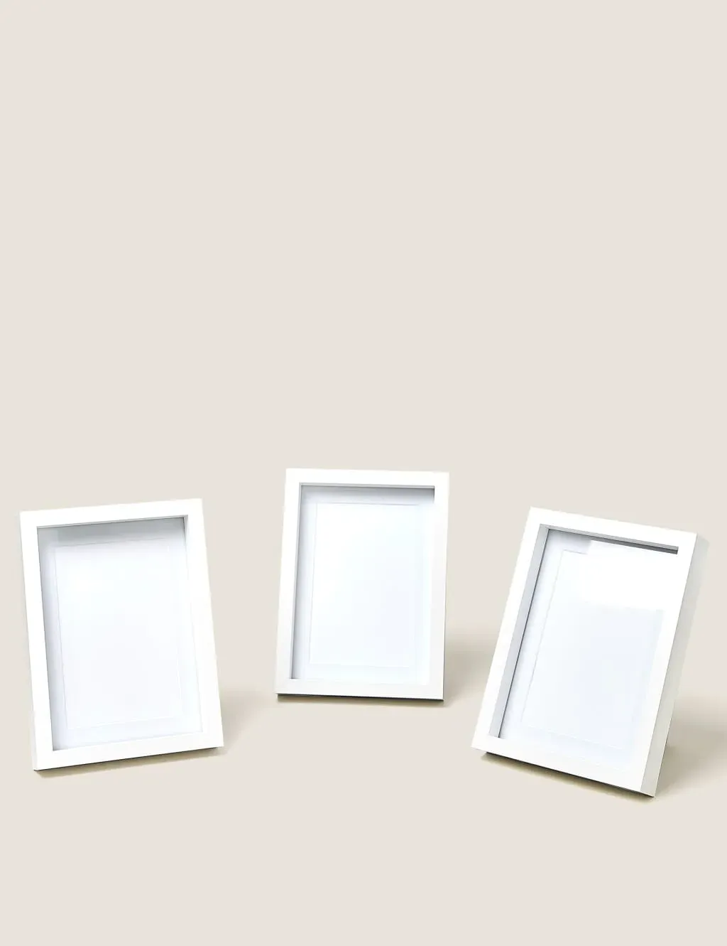 Set of 3 Photo Frames 4x6 - White, Wood Effect product