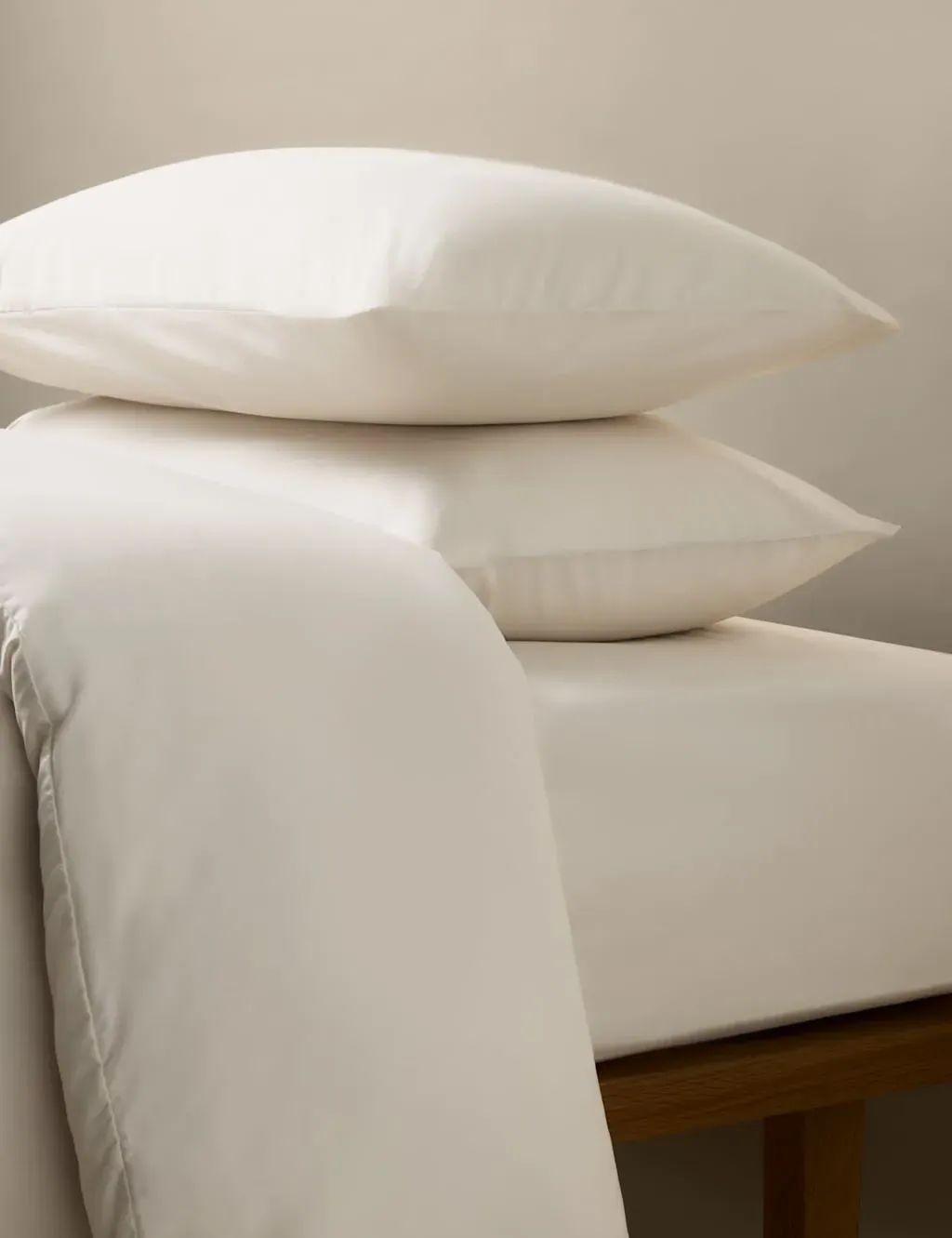 Cotton Blend Non-Iron Bedding Set - Cream product