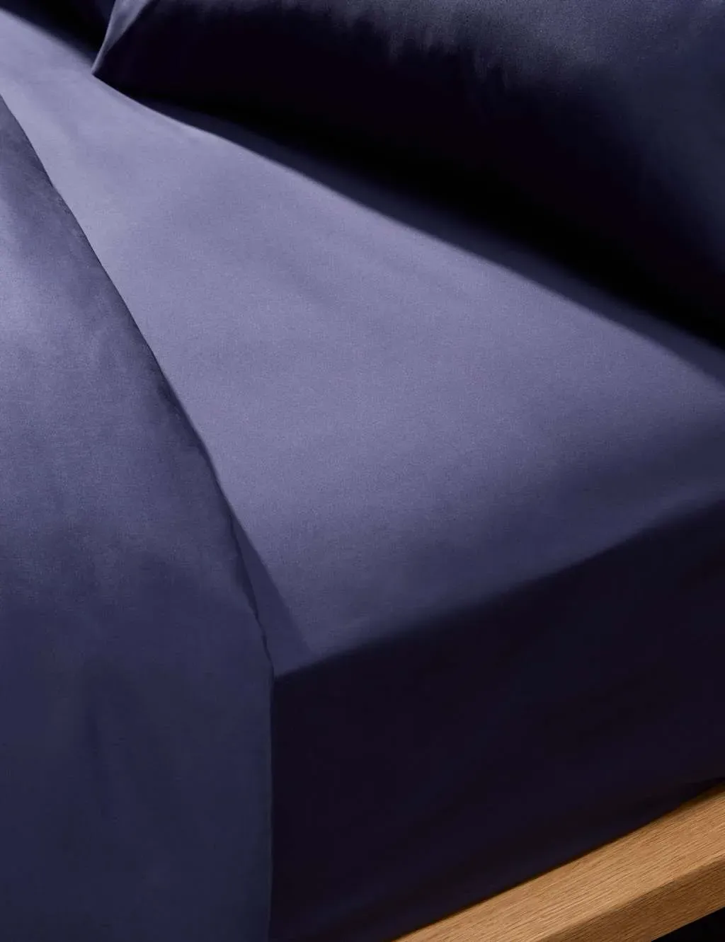 Egyptian Cotton 230 Thread Count Deeper Fitted Sheet - Midnight Navy product