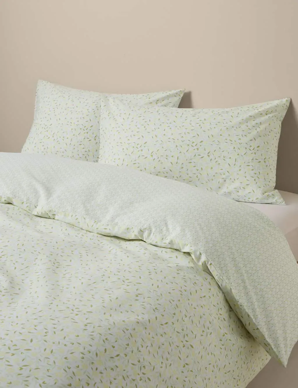 Cotton Blend Sprig Bedding Set - Green Mix product