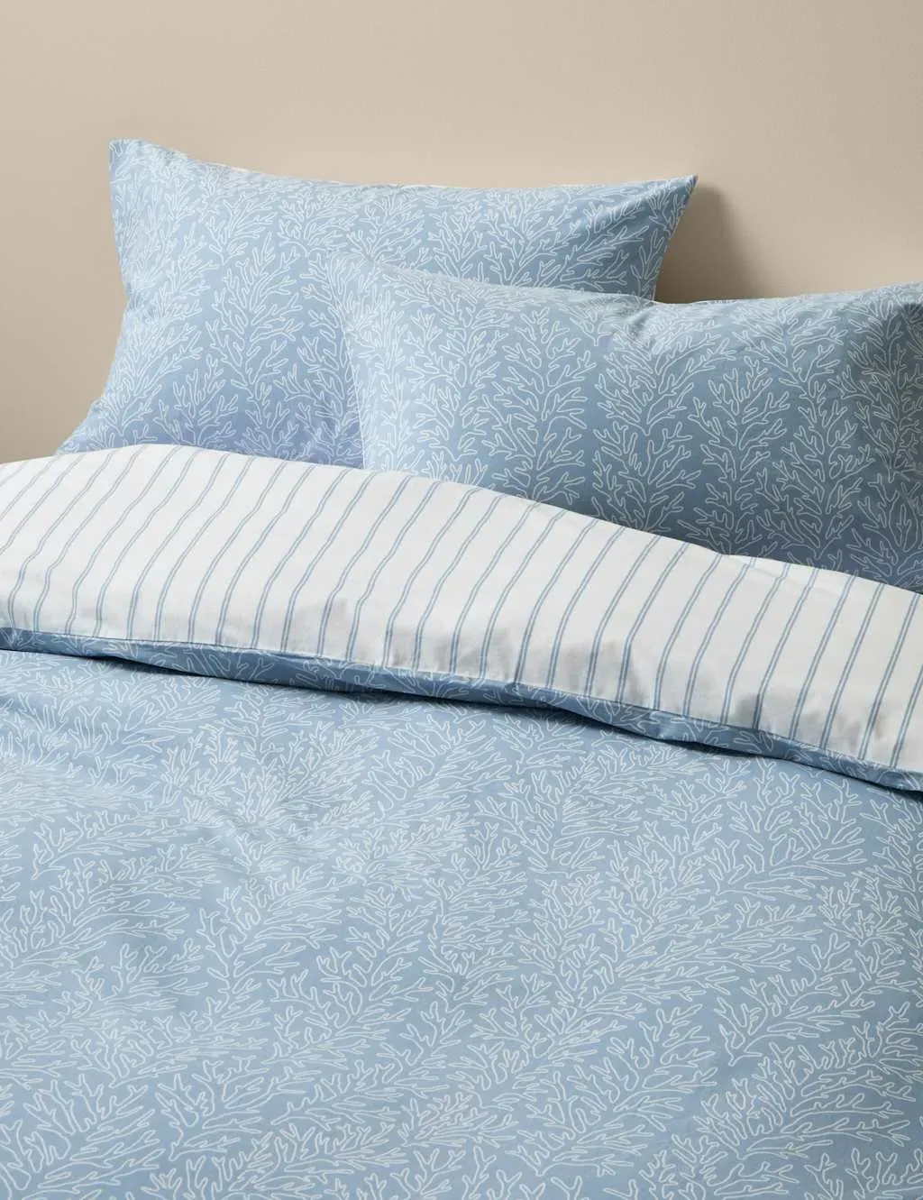 Cotton Rich Coral Printed Bedding Set - Blue Mix product