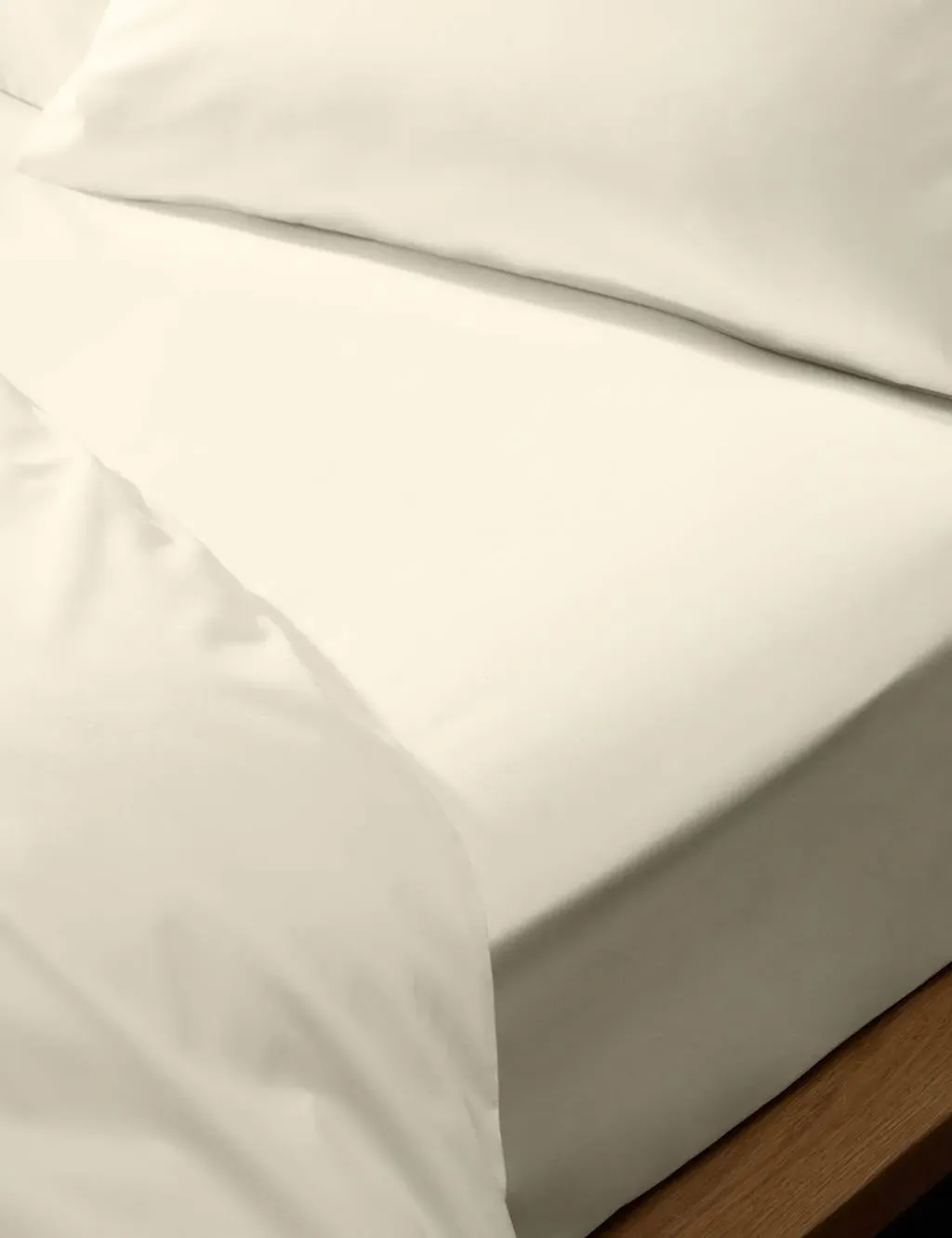 Egyptian Cotton 230 Thread Count Extra Deep Fitted Sheet - Cream product