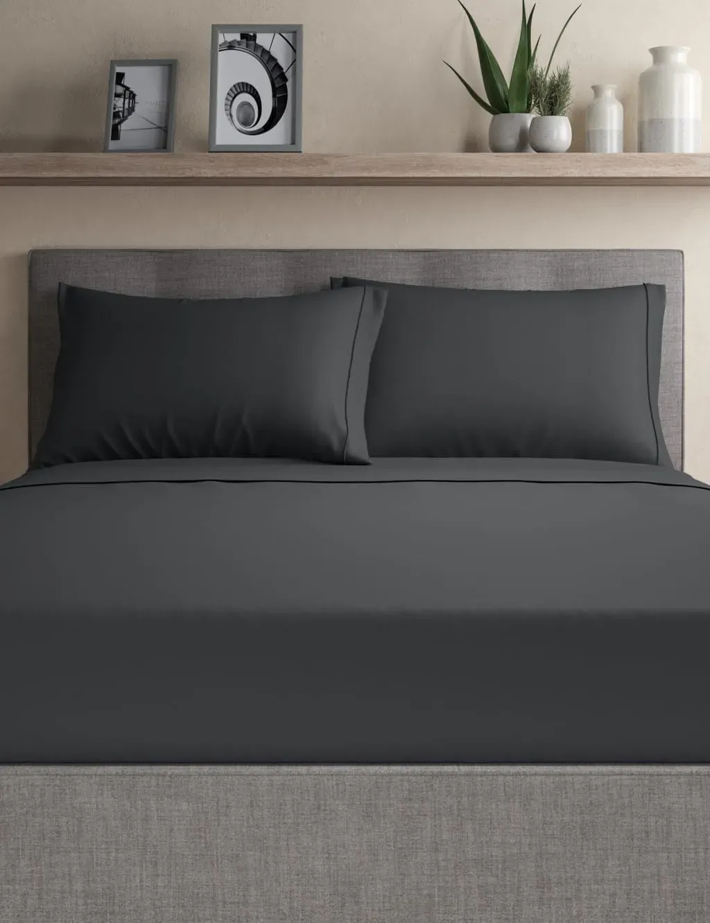 Egyptian Cotton 230 Thread Count Pillowcase - Black product