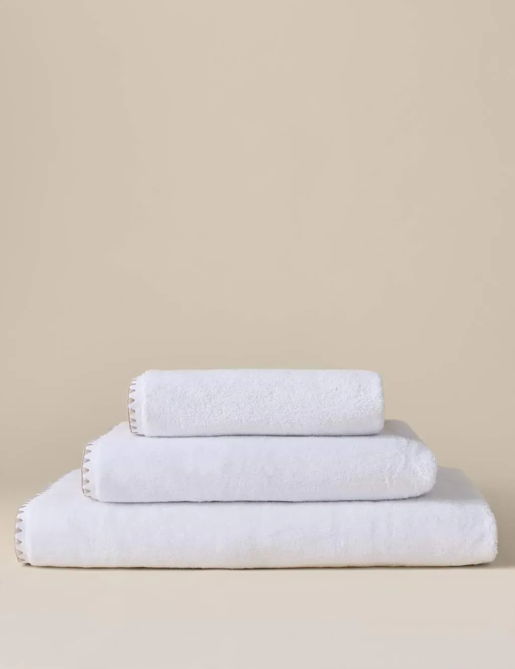 Egyptian Cotton Blanket Stitch Bath Towel - White product