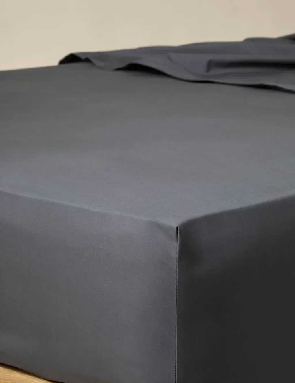 Egyptian Cotton StayPut Fitted Sheet - Charcoal product