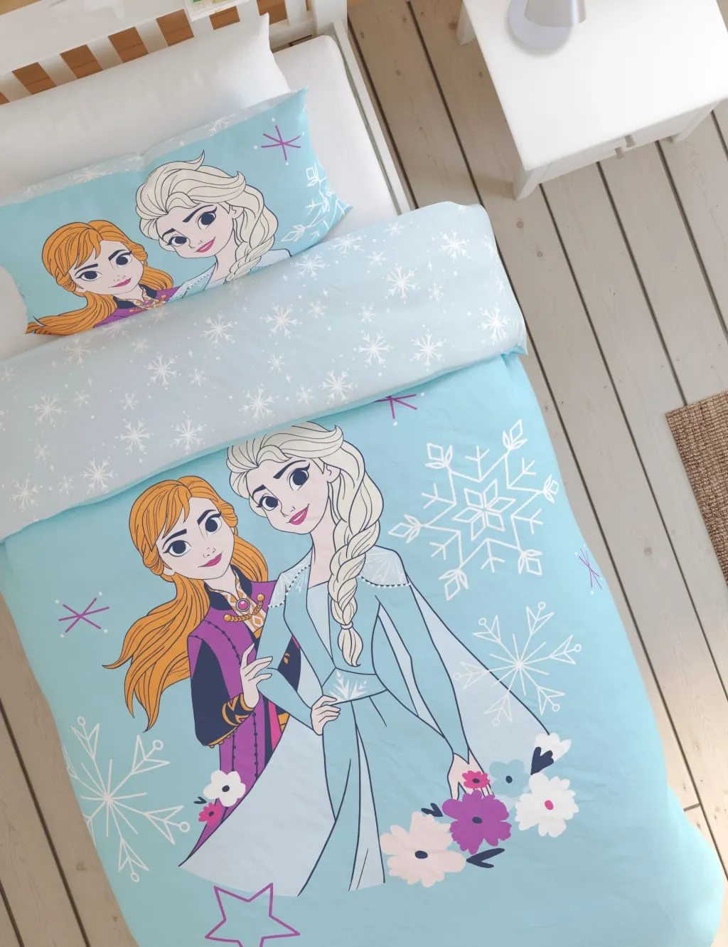 Frozen™ Reversible Bedding Set - Blue Mix, Cotton Blend product