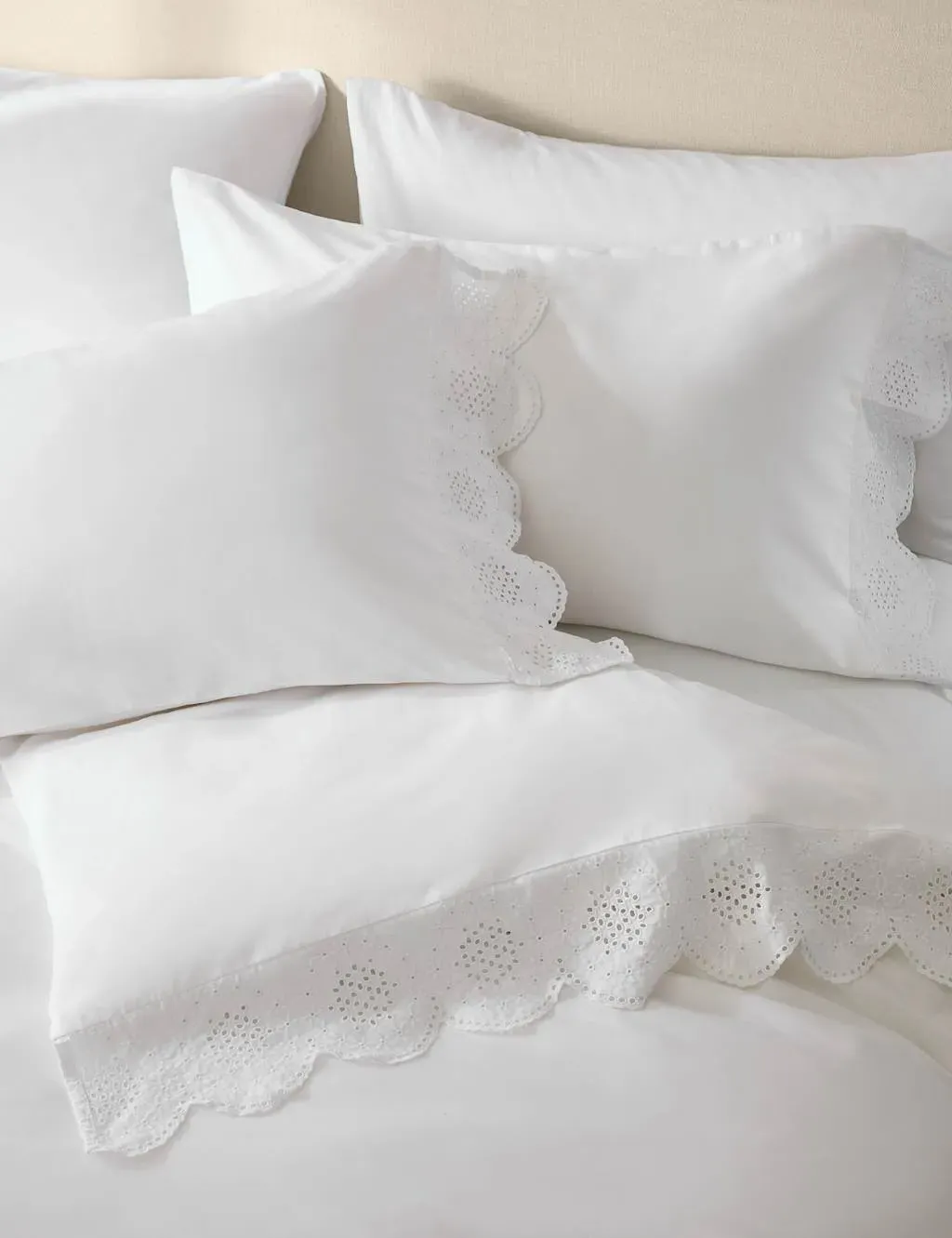 Pure Cotton Broderie Anglaise Bedding Set - White product