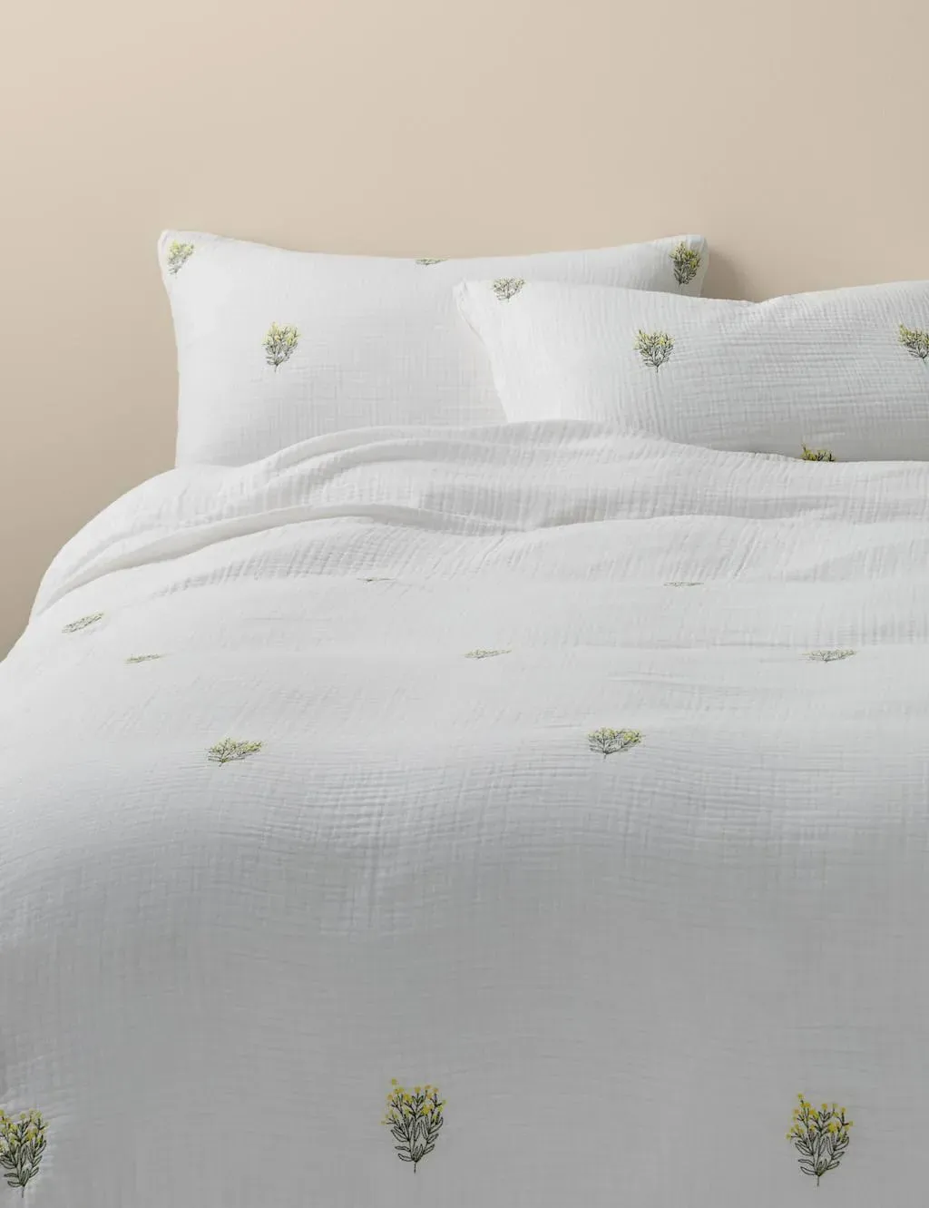 Pure Cotton Muslin Floral Sprig Bedding Set - Yellow Mix product