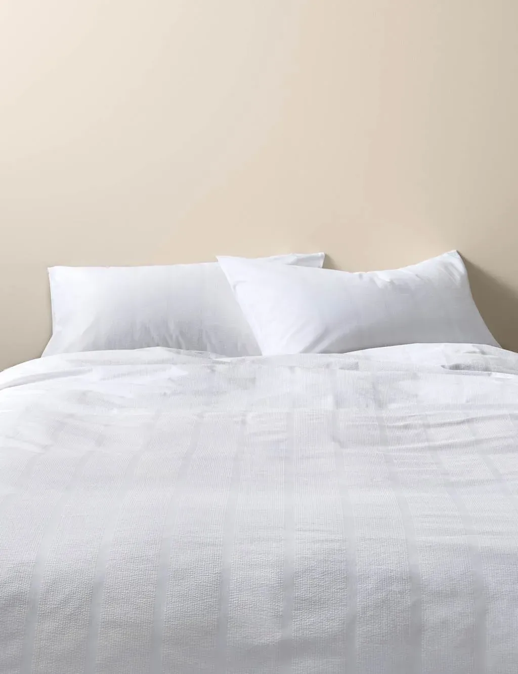 Pure Cotton Striped Seersucker Bedding Set - White product