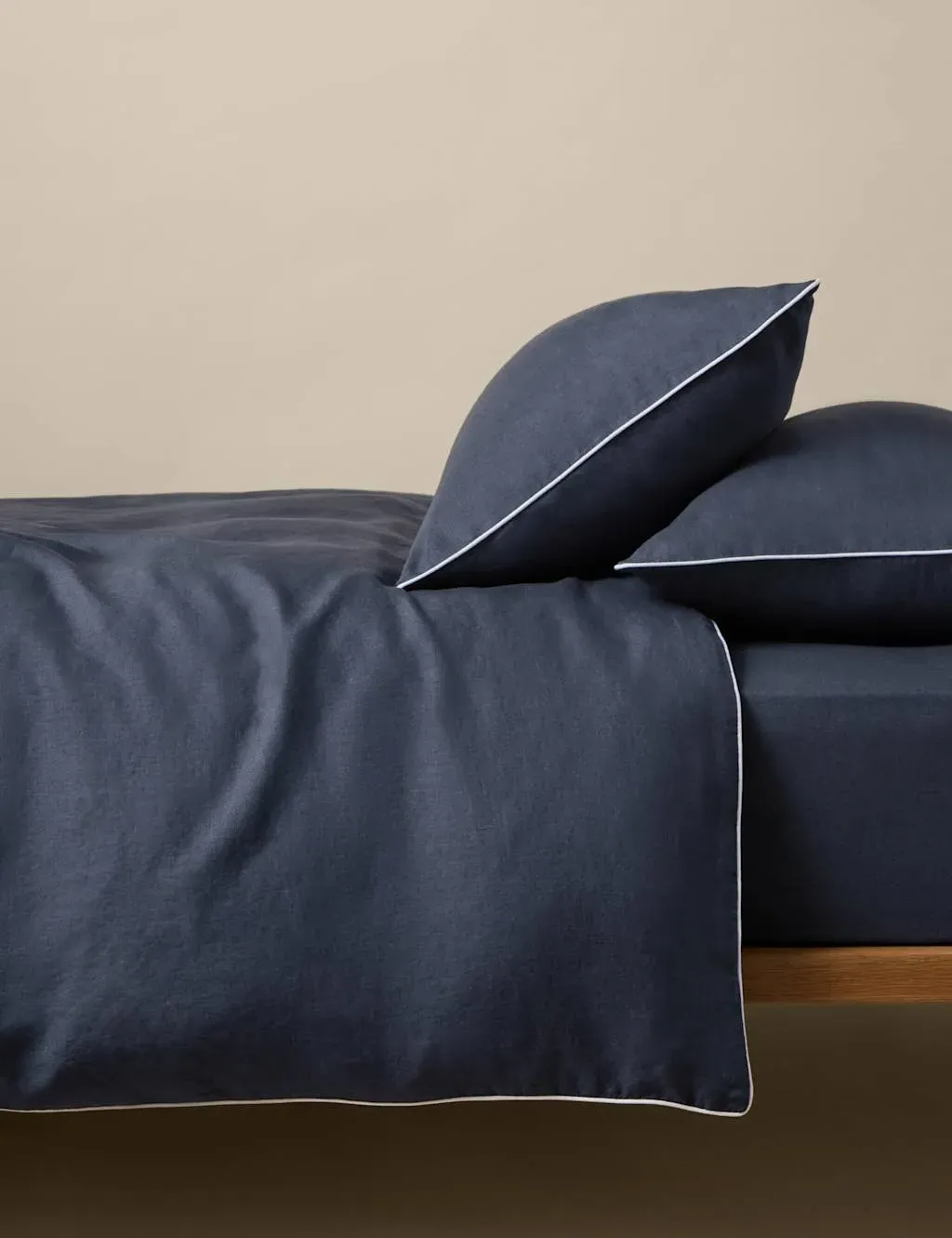Pure Linen 190gsm Bedding Set - Navy, Linen product