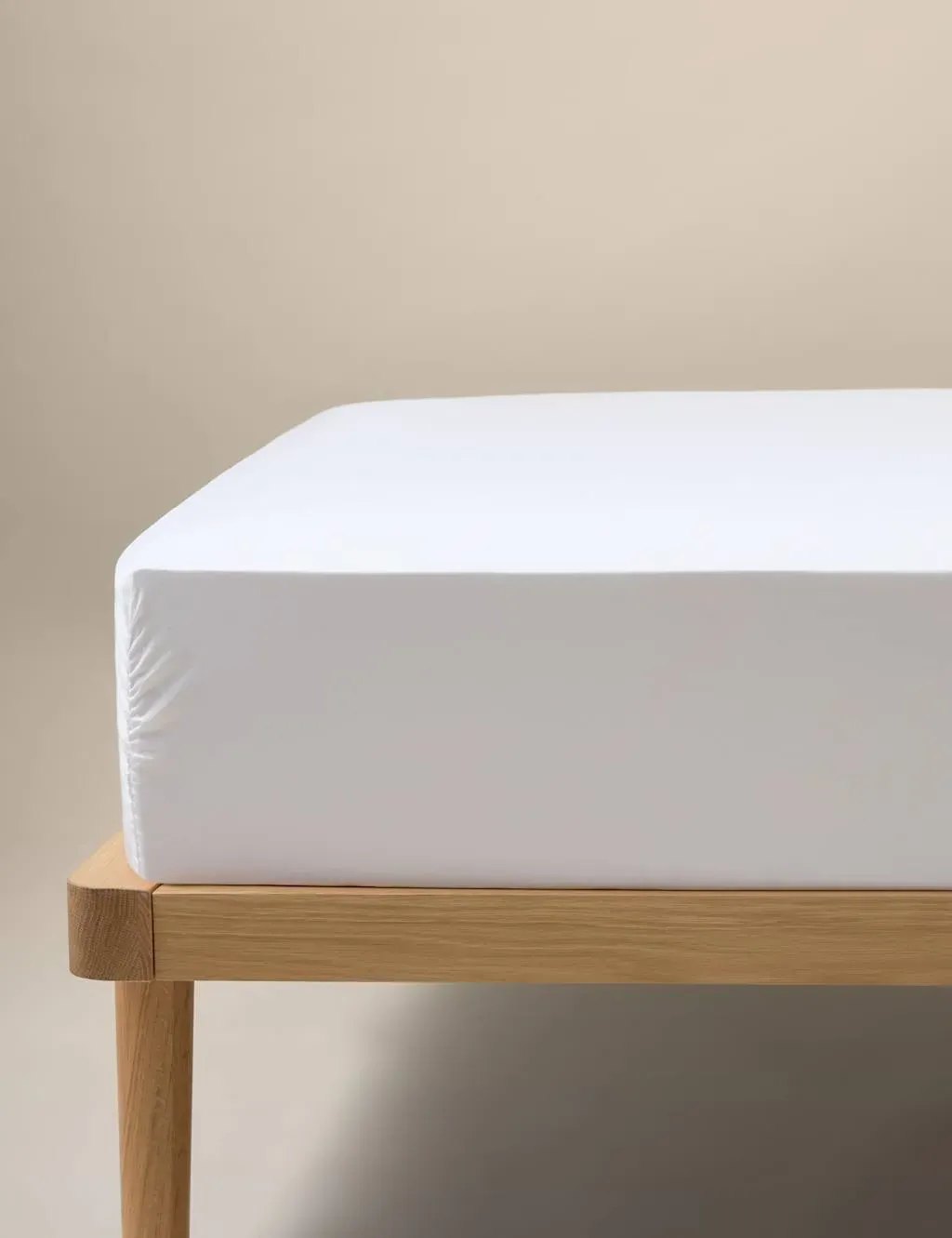 Rest & Renew 400 Thread Count Multi-Depth Fitted Sheet - White, Cotton product