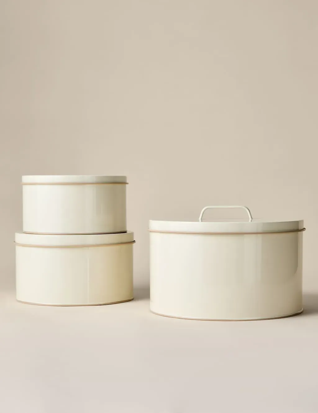 Set of 3 Metal Cake Tins - Natural product