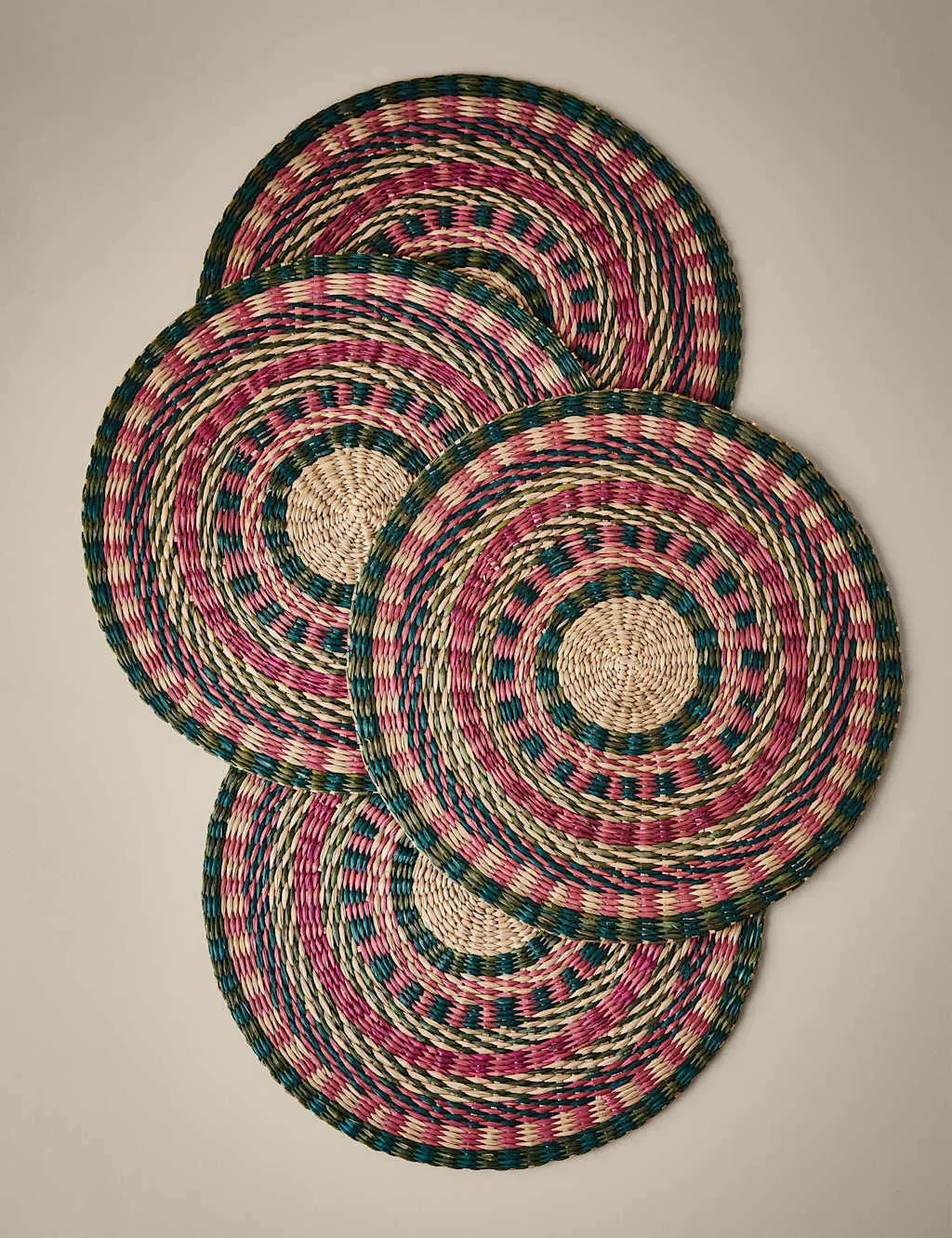 Set of 4 Round Placemats - Pink Mix, Seagrass product