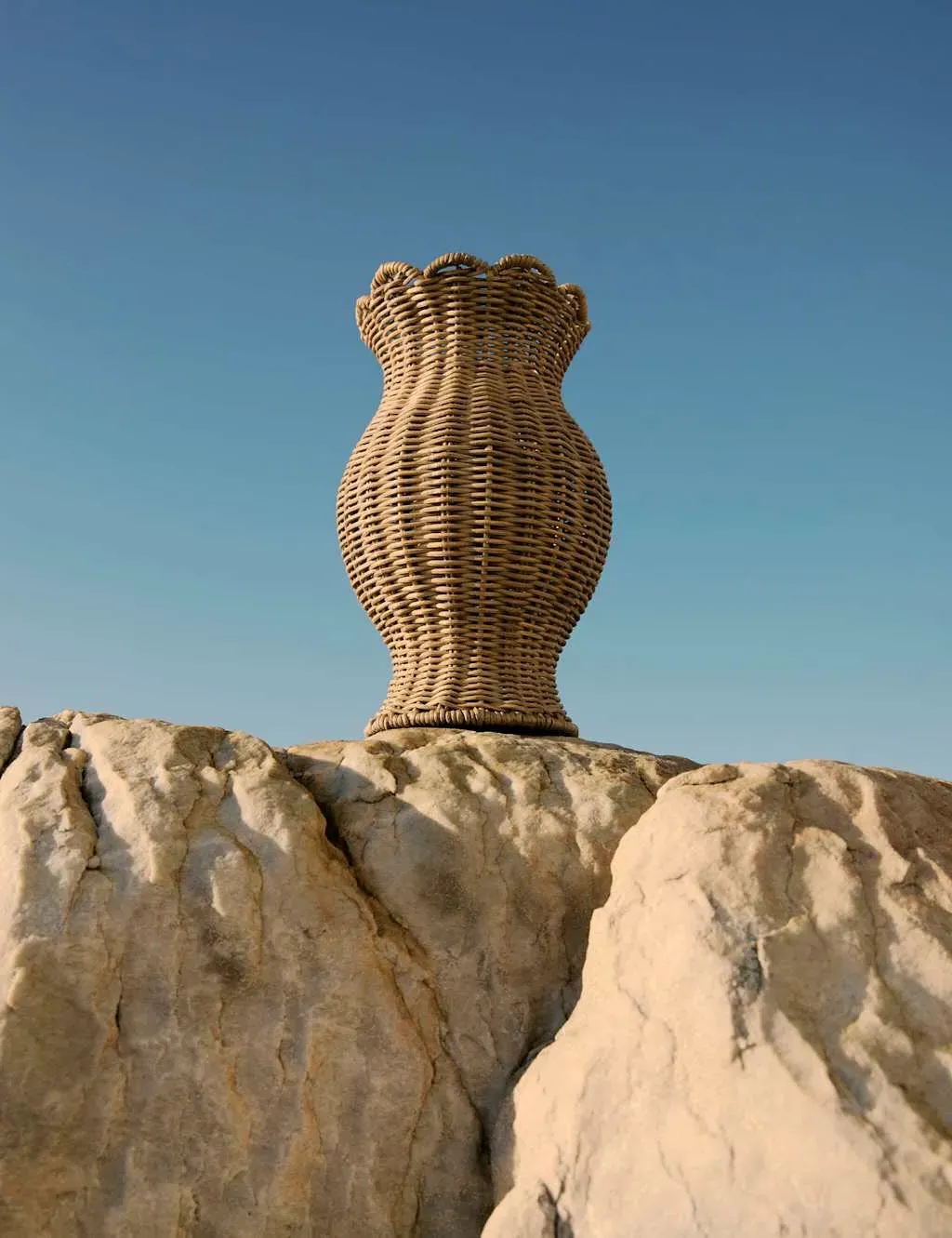 Wicker Scallop Vase - Natural product