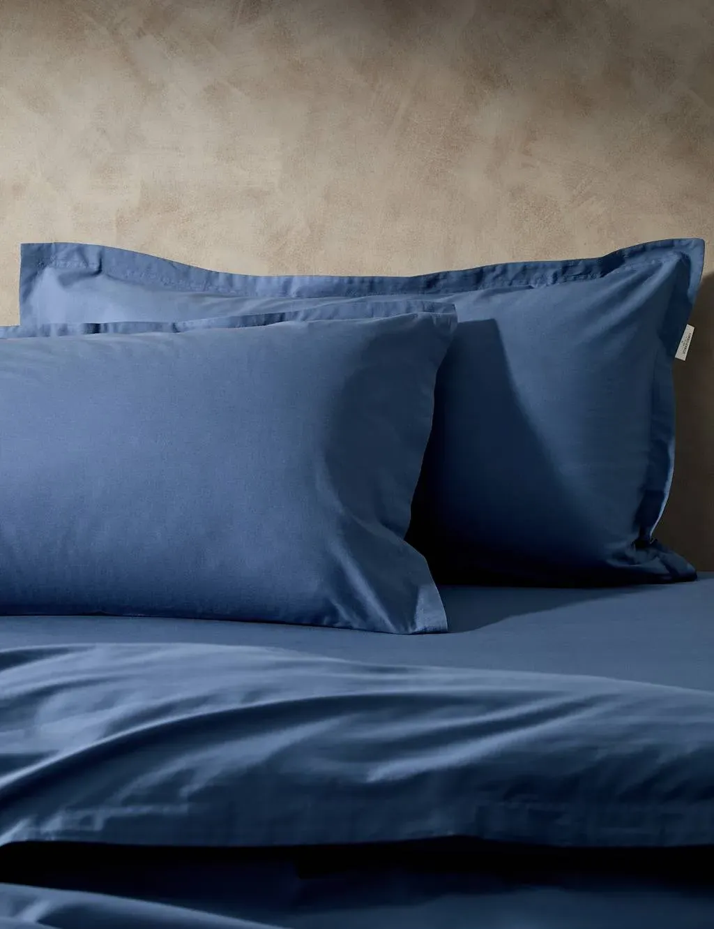 2 Pack Washed Cotton Oxford Pillowcases - Carbon Blue product