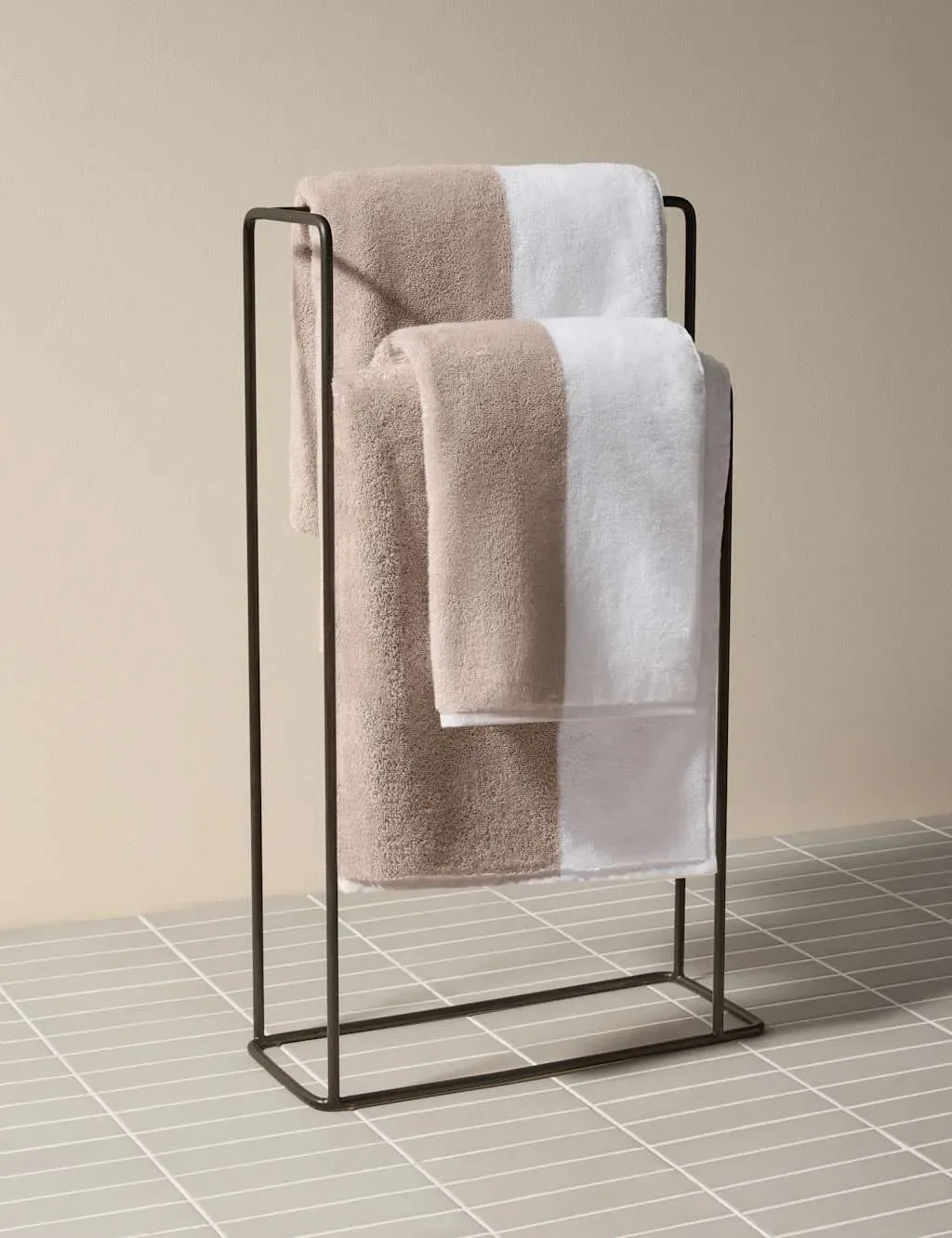 Kelly Hoppen Central Band Towel - Taupe Mix, Turkish Cotton product