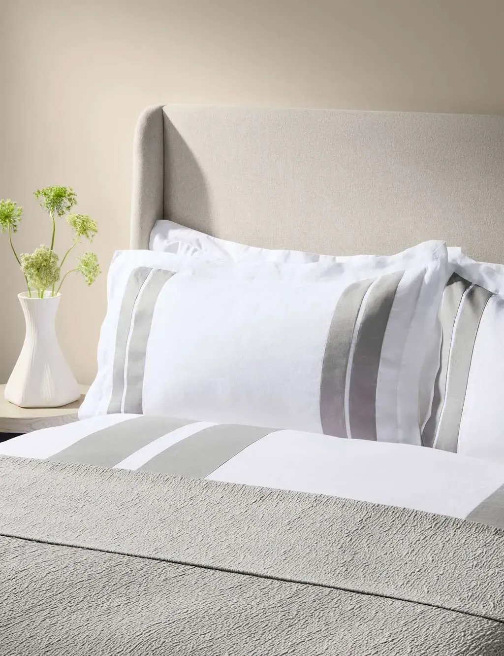 Pure Cotton Textured Jacquard Bedspread - Grey product