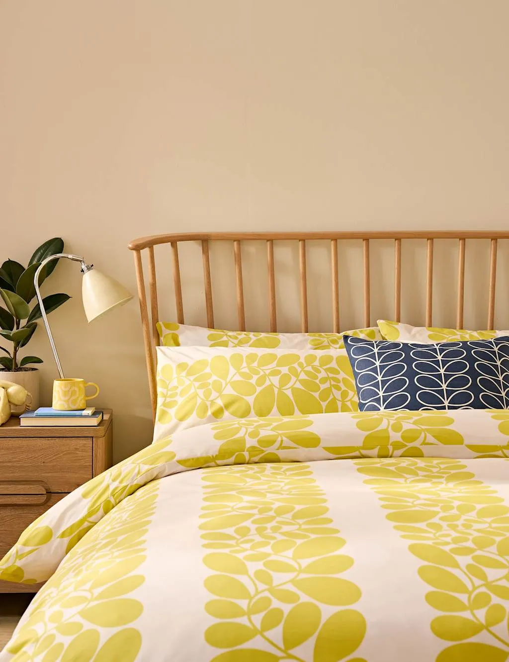 Pure Cotton Striped Bedding Set - Yellow Mix product