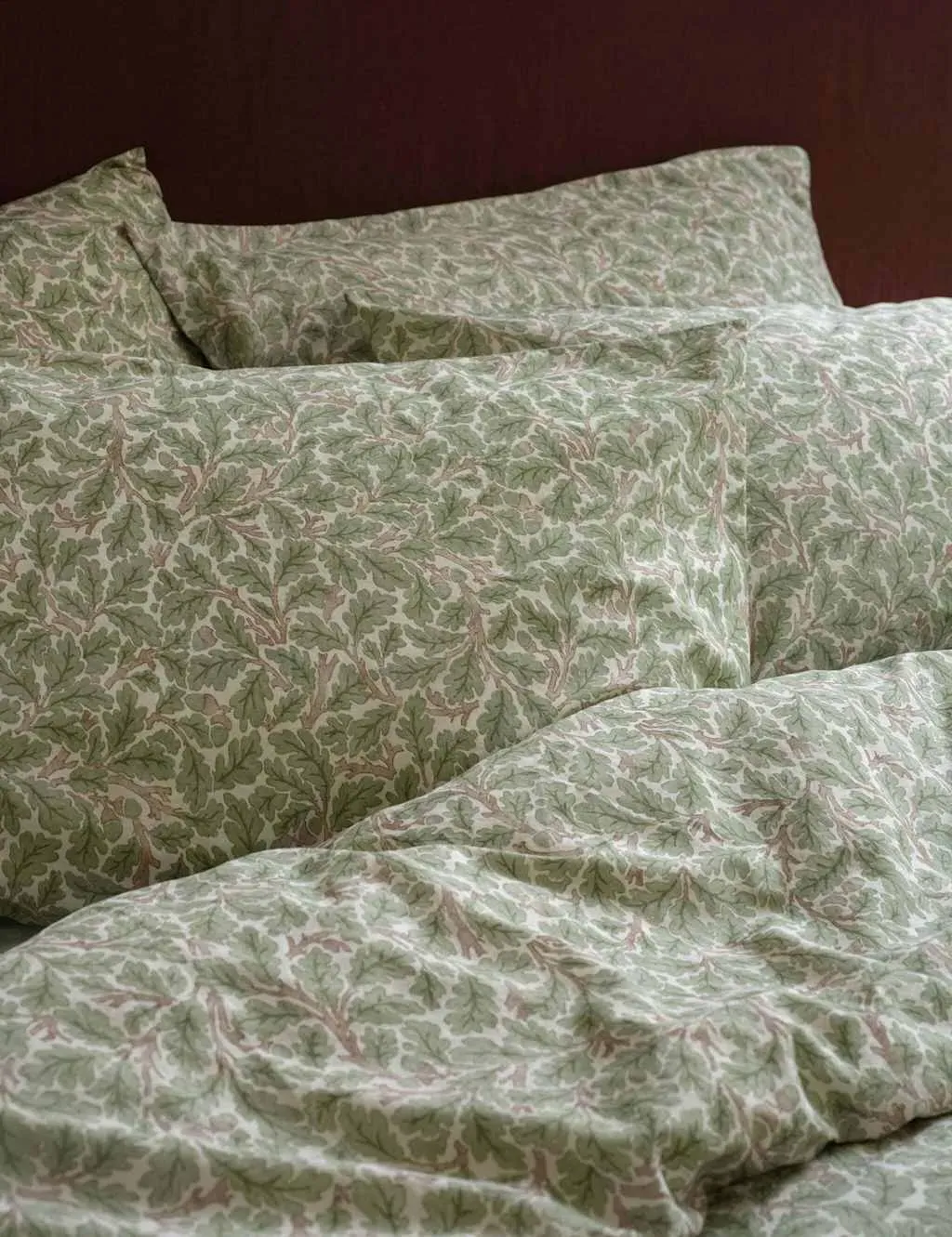 2 Pack Pure Cotton Oak Pillowcases - Green Mix product